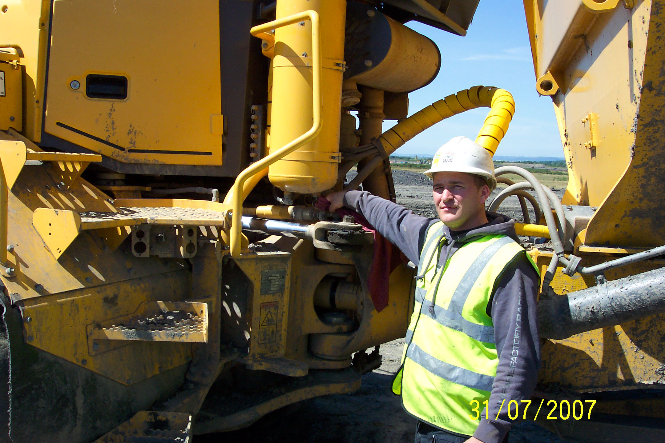 Jobs driving articulated dumpers